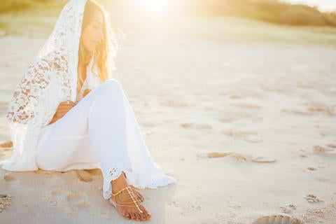 ARE YOU A BAREFOOT BRIDE?