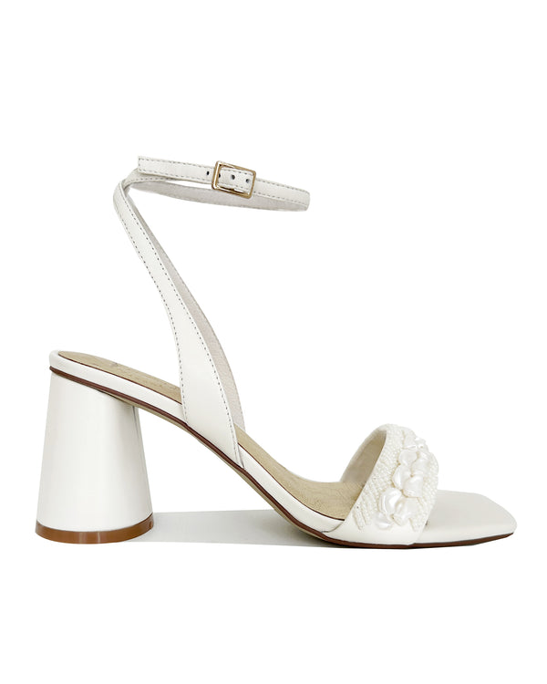 Shell and pearl bridal shoes
