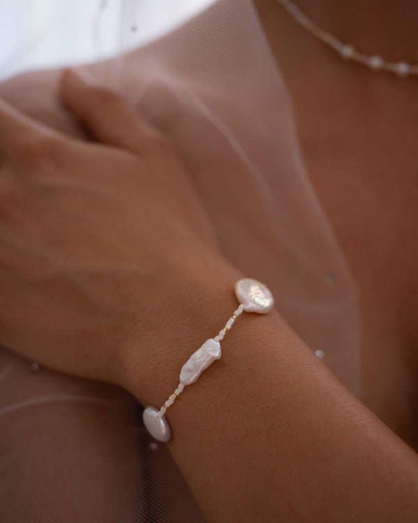 Freshwater pearl bracelet for wedding