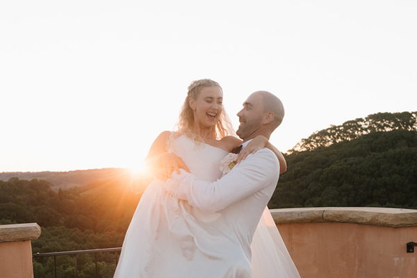 Kobi & Andrew: A Dreamy Celebration at Nutting Hill Villa