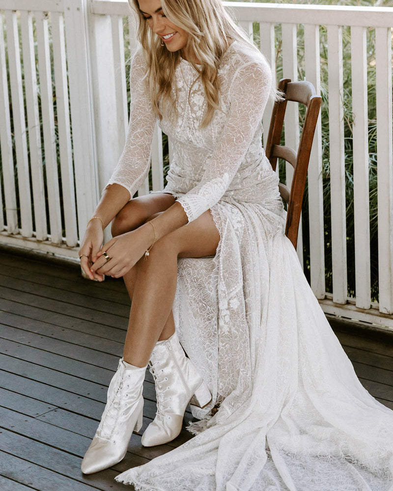 Lace up bridal boots