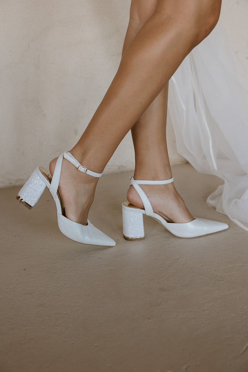 ODYSSEY - POINTED CLOSED TOE BRIDAL HEELS