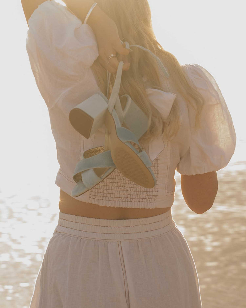 DOVE HEELS - SAMPLE FINAL SALE