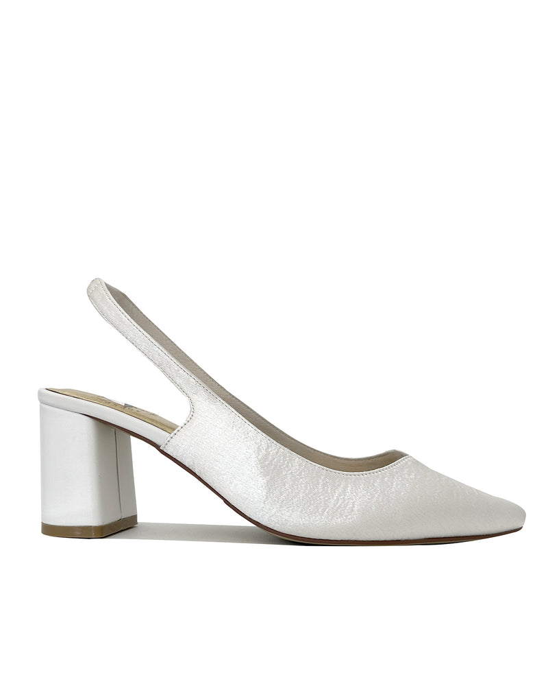 Low heel closed toe bridal shoe