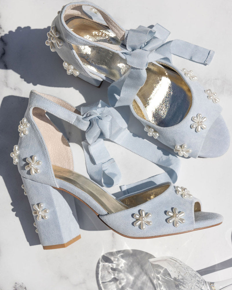 Blue flower pearl bridal shoes