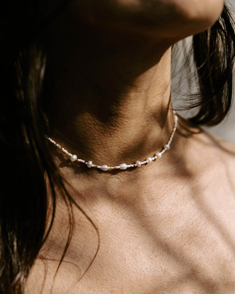 Pearl beaded wedding choker necklace