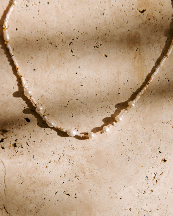 Pearl beaded wedding choker necklace