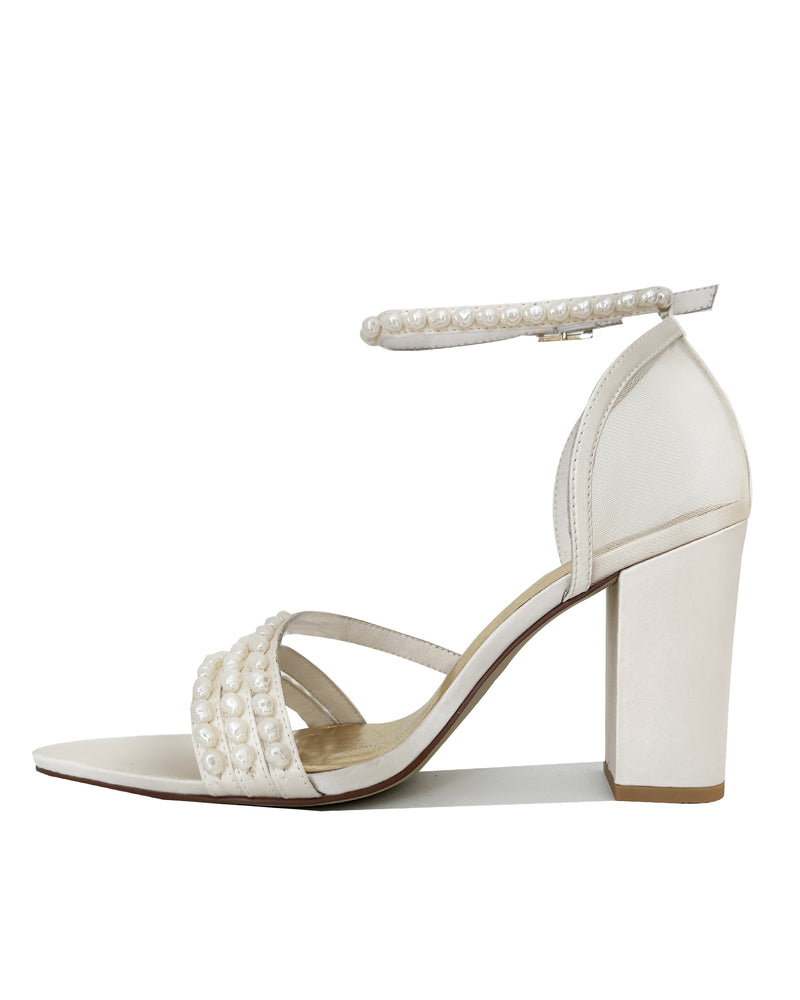 WILLOW - IVORY SATIN BRIDAL SANDALS WITH POINTED TOE AND PEARL STRAPS