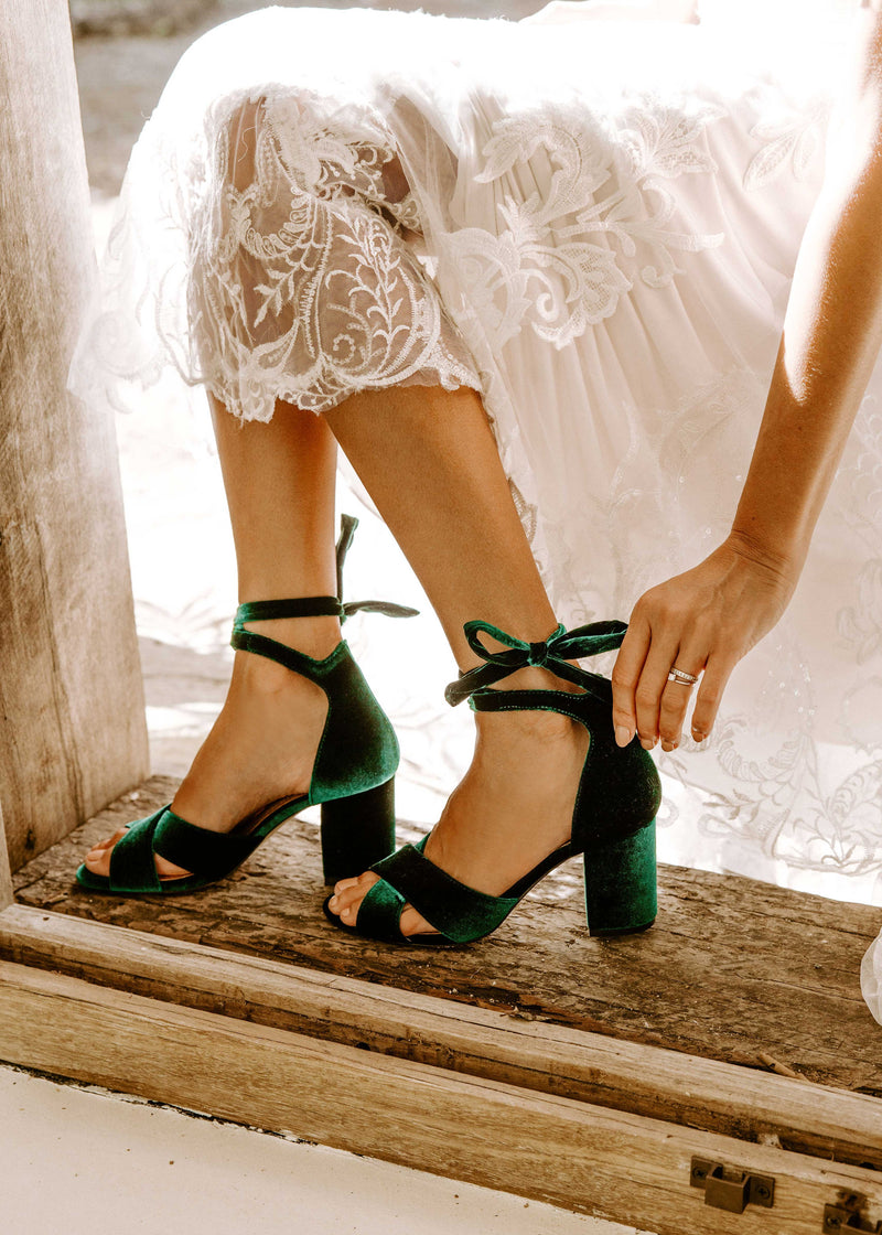Emerald green heels with mid heel height
