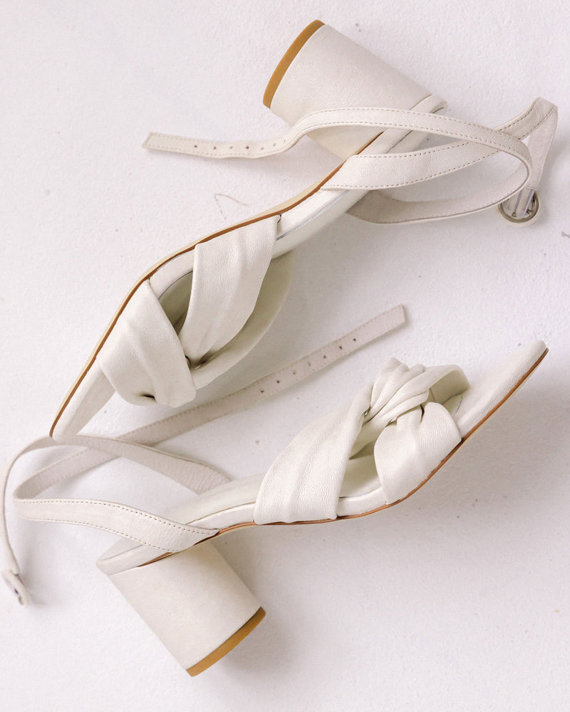 Ivory bridal shoes with twist leather front