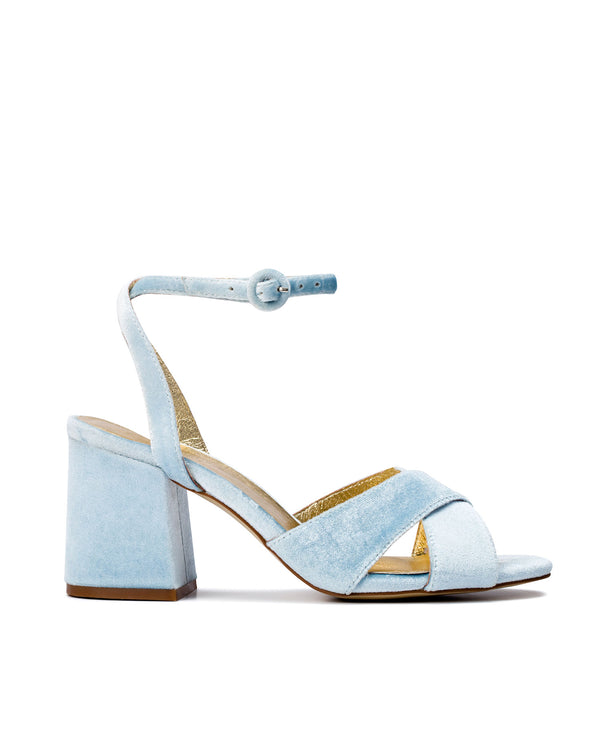 32 Best Blue Wedding Shoes for 2023: Low Heel, High Heel, Flats